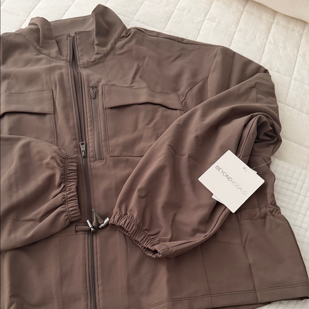 Women's green  Jacket Beyond Yoga